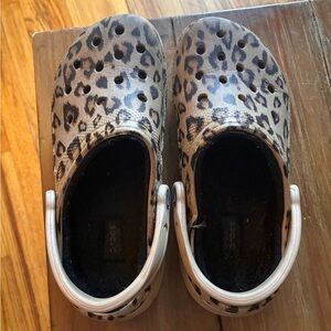CROCS Tan Leopard Print Sandals